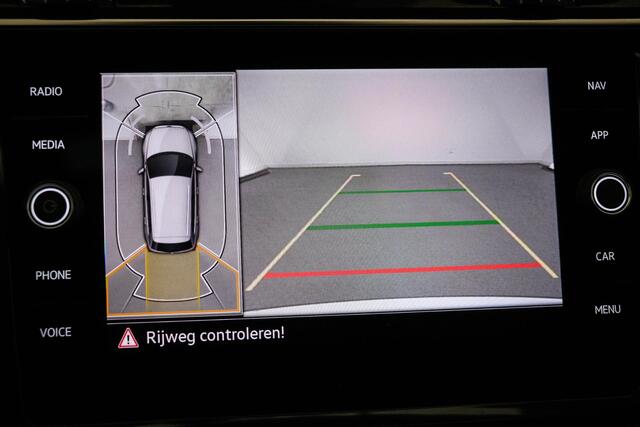 Volkswagen TIGUAN 1.4 TSI eHybrid R-Line Business | WINTER PACK | ACHTERBANKVERWARMING | PANORAMADAK | 360 CAMERA