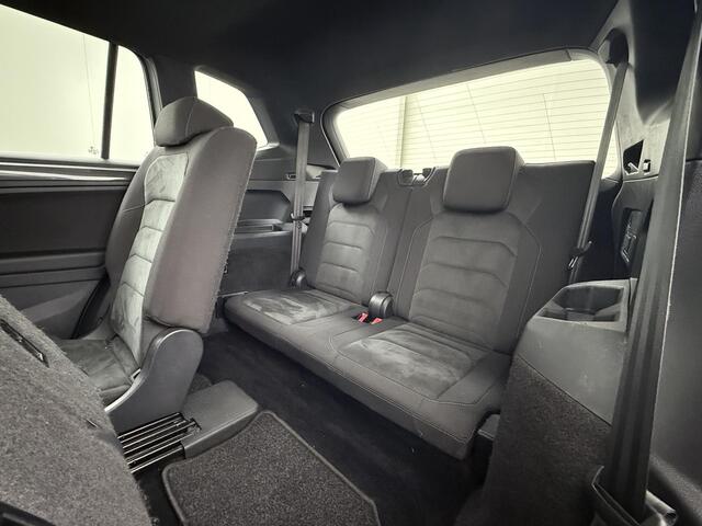 Volkswagen TIGUAN Allspace 1.5 TSI Highline Business R 7p. 7 persoons R-Line Trekhaak Panoramadak