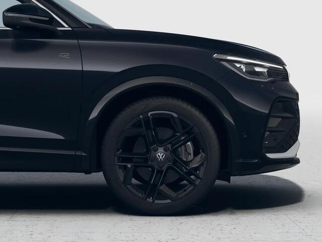 Volkswagen TIGUAN R-Line Edition 1.5 eHybrid 200 kW / 272 PK SUV 6 v