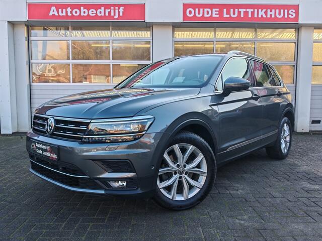 Volkswagen TIGUAN 1.4TSI 150PK DSG Highline 4Motion Full-Led Leder Camera ACC Trekhaak