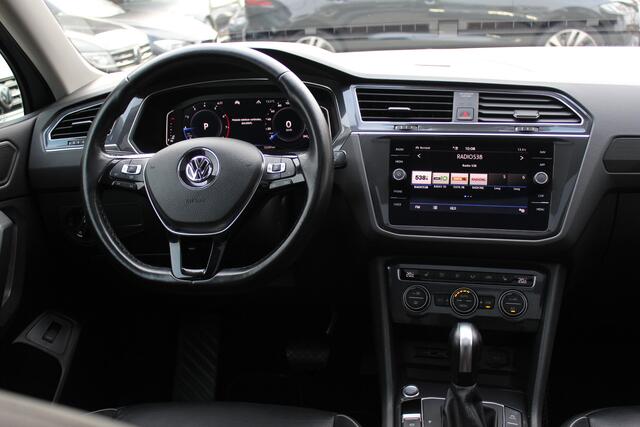 Volkswagen TIGUAN Allspace 1.5 TSI Highline Business R-line / Trekhaak / Panoramadak / 360Camera / Leder / Keyless / 20'' / CarPlay / Stoelverwarming / DAB / Dodehoek / ACC