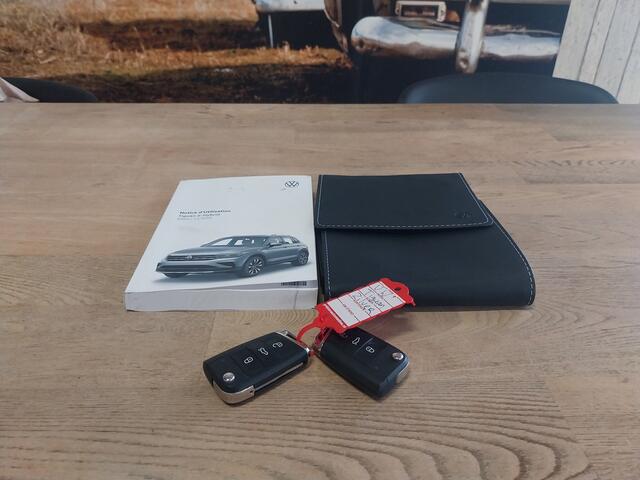 Volkswagen TIGUAN 1.4 TSI PHEV eHybrid R-Line 1e EIGENAAR PANO DAK VIRTUAL COCKPIT ADAPT CRUISE CAMERA PARK ASSIST HALF LEER LED NAVI ECC R LINE