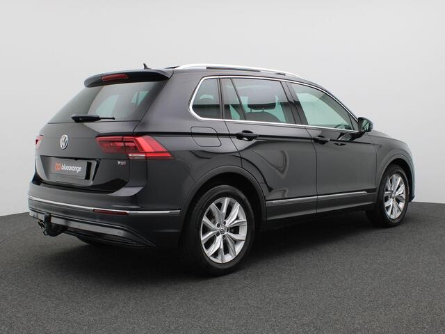 Volkswagen TIGUAN 1.4 TSI ACT Highline 150PK DSG Pano-Schuifdak, Trekhaak, Navi, Alarm, Apple Carplay/Android Auto, Stoelverwarming, Ergo Comfort Stoel, Virtual Cockpit, Elektr. Achterklep, 17" LM Velgen