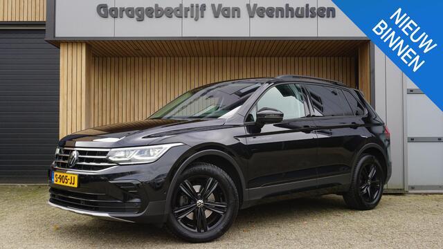 Volkswagen TIGUAN 1.5 TSI 150pk DSG Urban Sport Pano.Dak *Harman/Kardon* HUD IQ Light Trekhaak 18inch LM *Complete Tiguan*