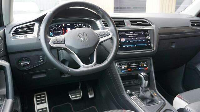 Volkswagen TIGUAN 1.5 TSI 150pk DSG Urban Sport Pano.Dak *Harman/Kardon* HUD IQ Light Trekhaak 18inch LM *Complete Tiguan*