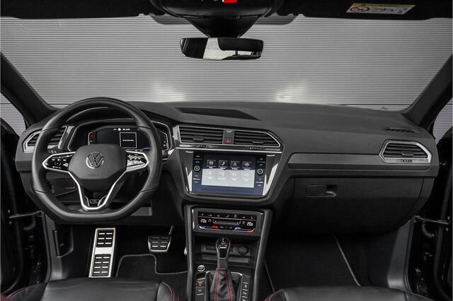 Volkswagen TIGUAN 1.5 TSI R-Line Black Style Pano H/K Leder 20" Ori NL 1e Eig