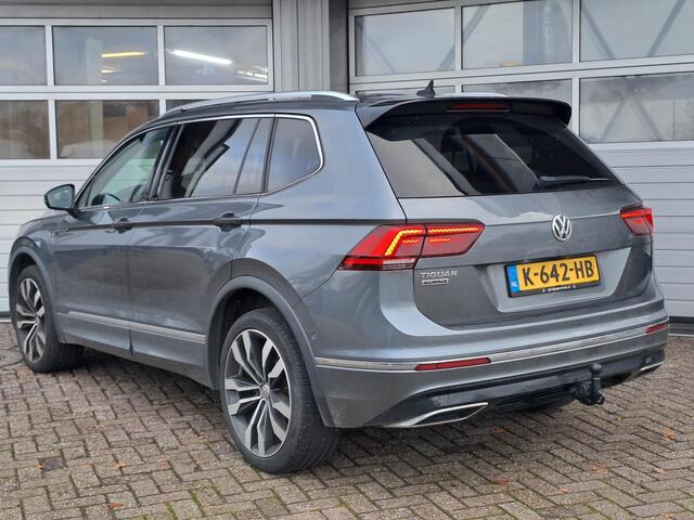 Volkswagen TIGUAN Allspace 1.5 TSI Highline R-Line, 7-Persoons, Panoramadak, Led, Massage, Elek. Trekhaak, Camera