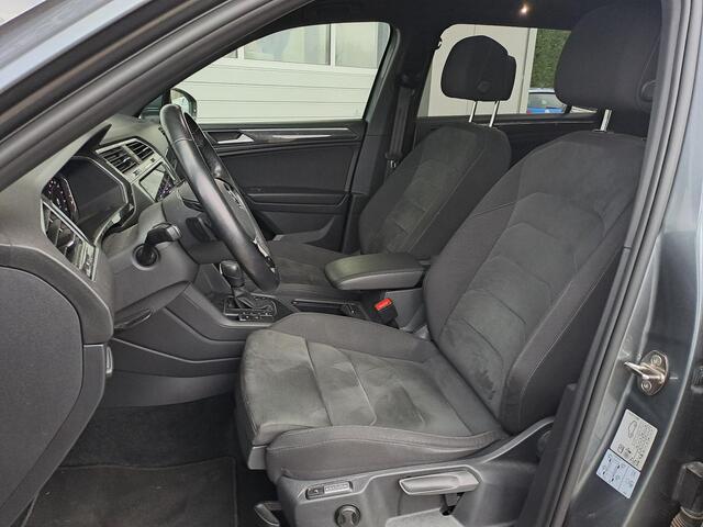 Volkswagen TIGUAN Allspace 1.5 TSI Highline R-Line, 7-Persoons, Panoramadak, Led, Massage, Elek. Trekhaak, Camera