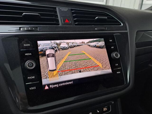 Volkswagen TIGUAN Allspace 1.5 TSI Highline R-Line, 7-Persoons, Panoramadak, Led, Massage, Elek. Trekhaak, Camera