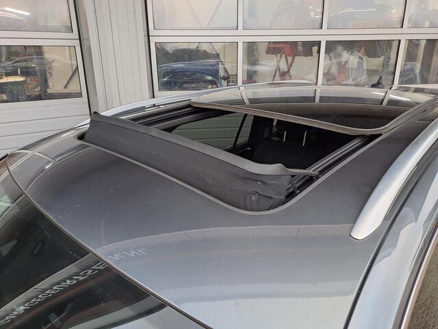 Volkswagen TIGUAN Allspace 1.5 TSI Highline R-Line, 7-Persoons, Panoramadak, Led, Massage, Elek. Trekhaak, Camera