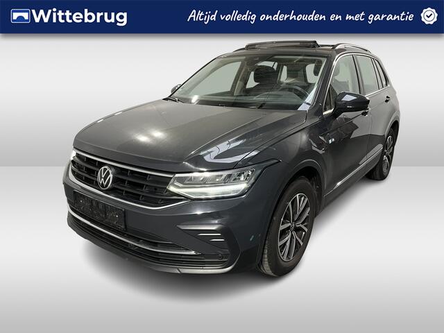 Volkswagen TIGUAN 1.4 TSI eHybrid Life / AUTOMAAT/ 245 PK/ PANO/ CAMERA/ PARK. SENSOREN/ APP-CONNECT/ DIGITAL DASH/ HEAD-UP DISPLAY/ ADAPT. CRUISE/ DIGITAL DASH/ NAVI