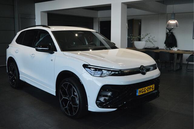 Volkswagen TIGUAN 1.5 eHybrid 3X R-LINE Black Style camera trekhaak 21 inch !!