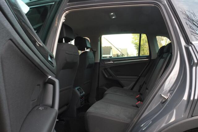 Volkswagen TIGUAN 1.4 TSI eHybrid Trekhaak, Navigatie, IQ lights