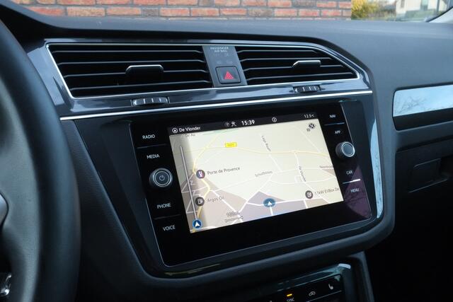 Volkswagen TIGUAN 1.4 TSI eHybrid Trekhaak, Navigatie, IQ lights