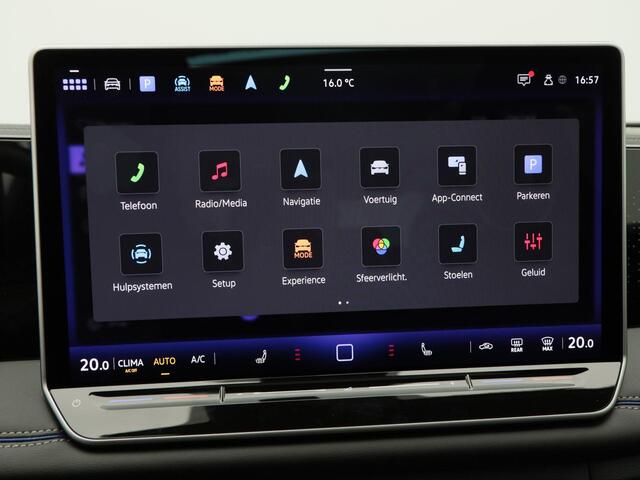 Volkswagen TIGUAN 1.5 eTSi 150 Pk Automaat R-Line Edition | Black Style | Panoramadak | Trekhaak | Harman/Kardon | Head-Up | 20 Inch | 360 Camera | Full LED | 12.814 Km!!