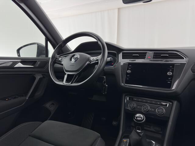 Volkswagen TIGUAN 1.5 TSI Comfortline Business (INCL.BTW) *PANO | FULL-LED | ADAPTIVE-CRUISE | DIGI-COCKPIT | HEATED-COMFORTSEATS | NAV-FULLMAP | DAB+ | ECC | PDC | 19''ALU | TOWBAR*