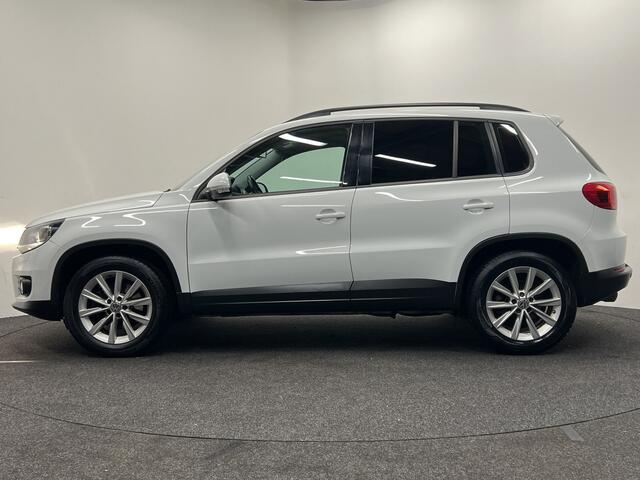 Volkswagen TIGUAN 1.4 TSI Sport&Style | TREKHAAK | STOELVERWARMING | CRUIS CONTROL |