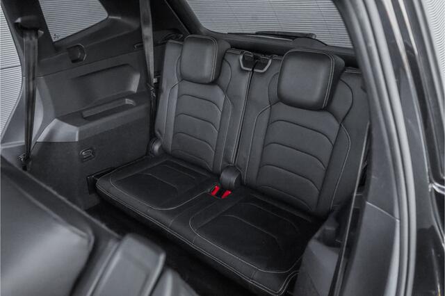 Volkswagen TIGUAN Allspace 1.4 TSI Highline Business R 7Pers Pano Trekhaak Camera