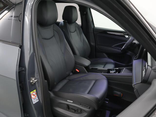 Volkswagen TIGUAN 1.5 eHybrid R-Line Edition | Nieuw Model | Panoramadak | Trekhaak | Comfortstoelen | Groot Navigatie | Ele. verstelbare stoelen | 360 Camera | DAB | Apple CarPlay/Android Auto | Adaptieve Cruise Control |