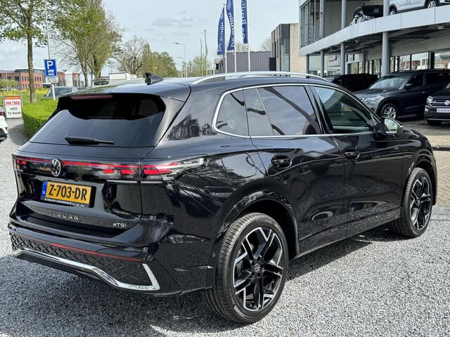 Volkswagen TIGUAN 1.5 eTSI 150pk DSG R-Line (Trekhaak,Camera,Keyless,Navi,IQ)