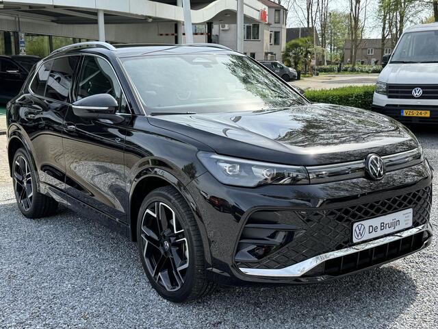 Volkswagen TIGUAN 1.5 eTSI 150pk DSG R-Line (Trekhaak,Camera,Keyless,Navi,IQ)