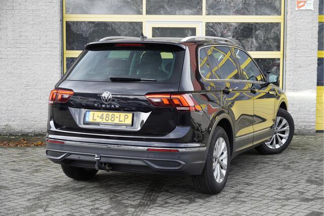 Volkswagen TIGUAN 1.5 TSI Life Business BJ2021 Lmv 17" | Led V+A | Pdc | Navi | Keyless entry | Trekhaak | Verwarmd voorruit | Elek. achterklep | App-Connect | Virtual cockpit | Climate control | Cruise control | Sportstoelen | Verwarmde voorstoelen | Verwarmd stuurwiel