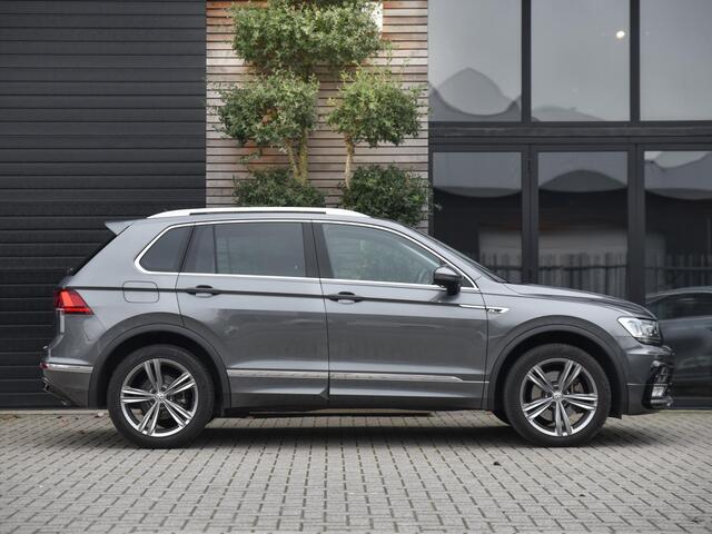 Volkswagen TIGUAN 2.0 TSI DSG BMT 4MOTION Highline / Wegklapbare Trekhaak / Lage Kilometerstand / Adaptive Cruise Control