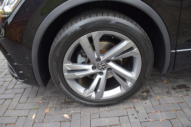 Volkswagen TIGUAN 1.5 TSI R-Line '21 LEER, PANO, TREKH, ACC, NIEUWSTAAT!
