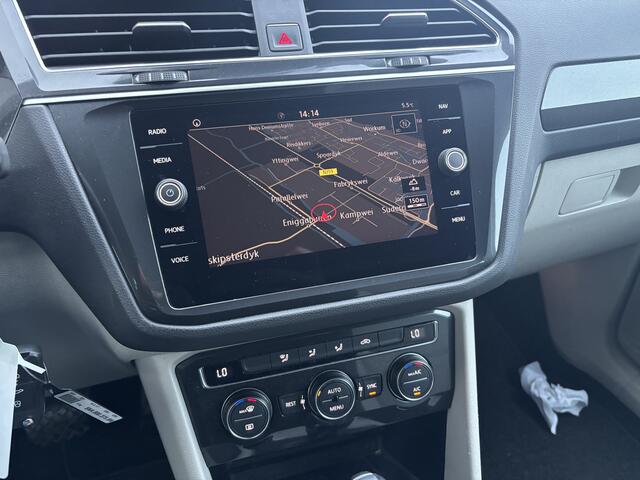 Volkswagen TIGUAN 1.4 TSI ACT Comfortline Business FACELIFT / TREKHAAK / CAMERA / FULL LED / DAB+ / CARPLAY / ACC / NL-AUTO