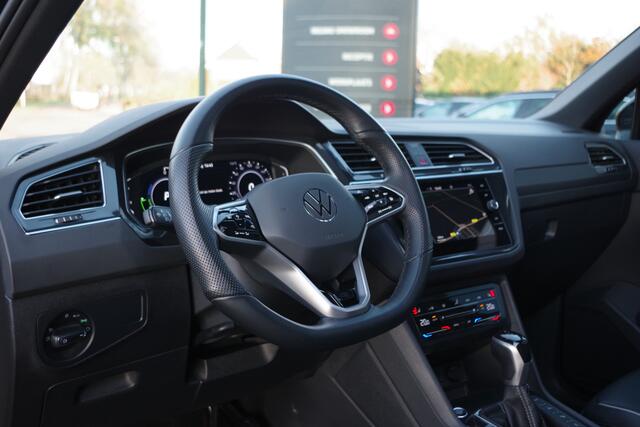 Volkswagen TIGUAN 1.4 TSI eHybrid 245 PK R-Line BNS+, Trekhaak, Panoramadak, Leder, 360 Camera, Memory