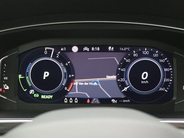 Volkswagen TIGUAN 1.4 TSI eHybrid Elegance 245PK DSG Pano-Schuifdak, Trekhaak, Volleder, Memorystoel, 360gr. Camera, Side Assist, Keyless, DCC, Adaptieve Cruise Controle, 18" LM Velgen