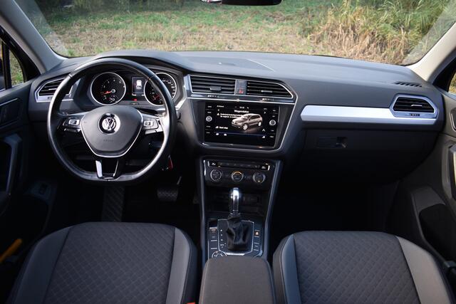 Volkswagen TIGUAN TSI 150PK DSG 4MOTION COMFORTLINE BUSINESS NAVI/PDC/TREKHAAK