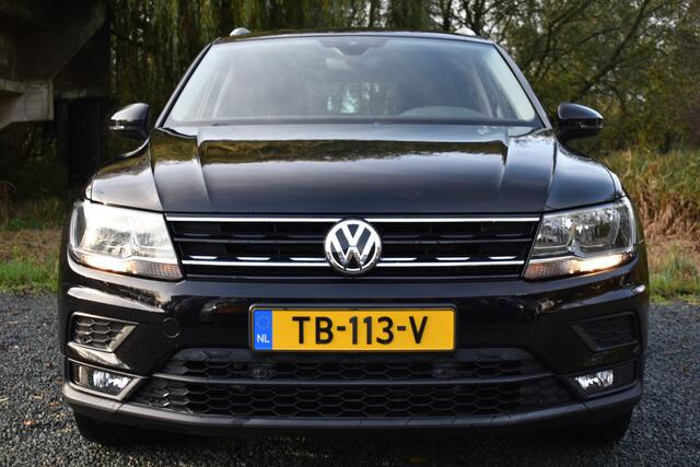 Volkswagen TIGUAN TSI 150PK DSG 4MOTION COMFORTLINE BUSINESS NAVI/PDC/TREKHAAK