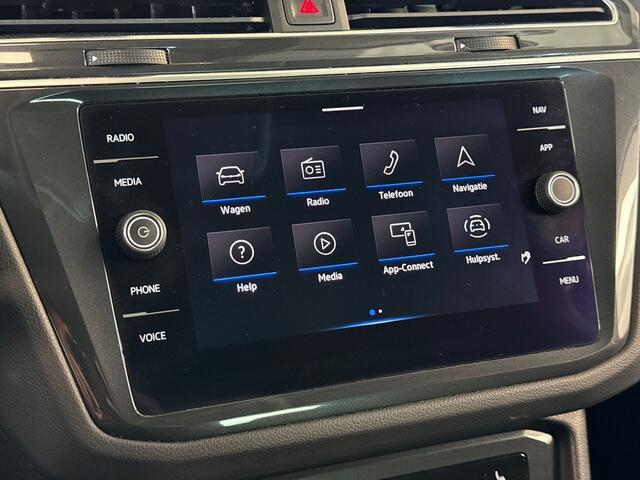 Volkswagen TIGUAN 1.5 TSI 130pk Life Business Voorruit verwarmbaar / 'Tulsa', 17 inch lichtmetaal / Stoelverwarming