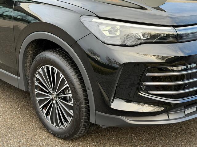 Volkswagen TIGUAN 1.5 eHybrid Elegance | Trekhaak | 360 Camera | Dode hoek | Rijklaar incl. verlengde fabrieksgarantie