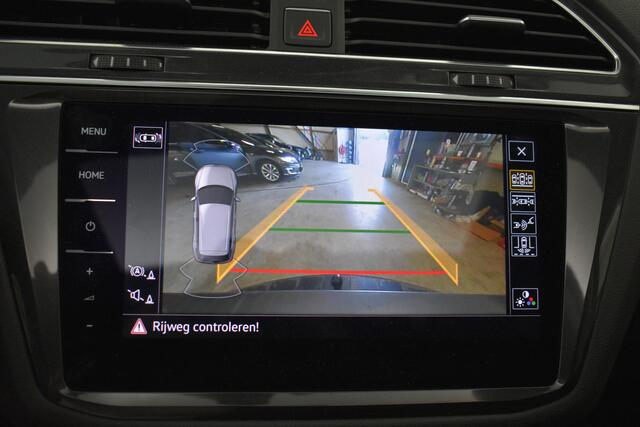 Volkswagen TIGUAN 1.4 TSI Highline 7p EL trekt+aKlep Virtual Head-Up Camera Pano Discpro navi