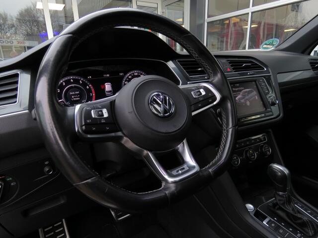 Volkswagen TIGUAN 2.0 TSI 4Motion R-Line / Pano / 360 Camera / Head up / Trekhaak / Leder / alle opties !