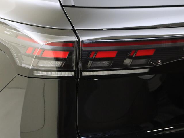 Volkswagen TIGUAN R-Line Edition - eHybrid | 'App-Connect' draadloze smartphone integratie | Automatische afstandsregeling (Adaptive Cruise Control) | Digital Cockpit Pro (26 cm)