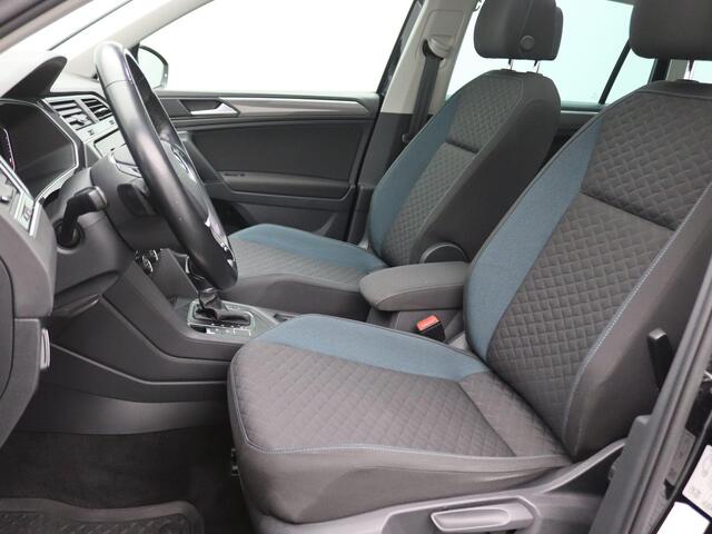 Volkswagen TIGUAN 1.5 TSI ACT Highline Business R 150PK DSG Pano-Schuifdak, Trekhaak, Virtual Pedal, Head-Up Display, Achteruitrijcamera, Stoelverwarming, Keyless, 19" LM Velgen