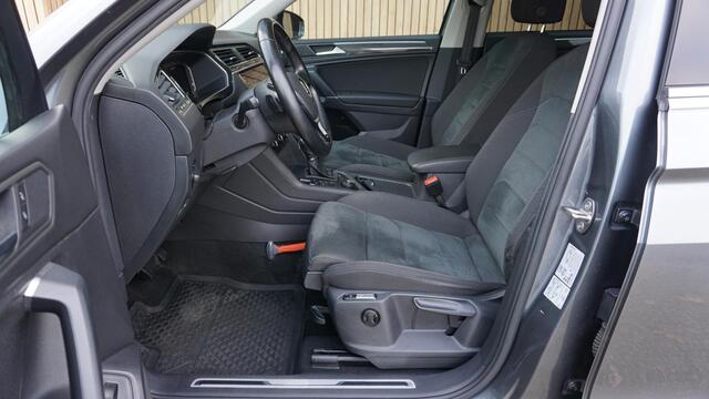 Volkswagen TIGUAN Allspace 2.0 TSI 4Motion R-Line & Highline 5-Zits Pano.Dak 20inch LM Suzuka Keyless Stuurwiel V.W. Virtual Cockpit *NL auto* 1e Eigenaar!