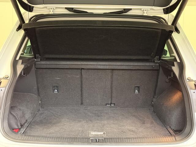 Volkswagen TIGUAN 2.0 TSI 4Motion Highline | Leder | Electrische trekhaak | Stoelverwarming | Achteruitrijcamera | Apple Carplay/Android Auto |