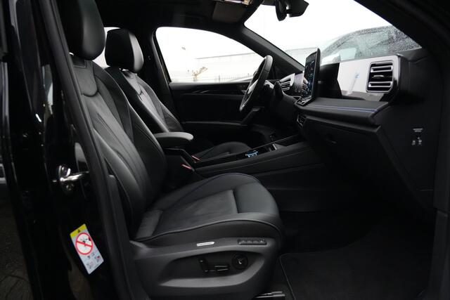 Volkswagen TIGUAN 1.5 eHybrid R-Line Edition 272 PK Panoramadak/Trekhaak/360Camera