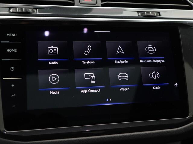 Volkswagen TIGUAN 1.5 TSi 150 Pk Automaat R-Line | Black Style | Panoramadak | Adaptive Cruise | Climate Control | Navigatie | Camera | Carplay | 20 inch | 34.670 Km!!