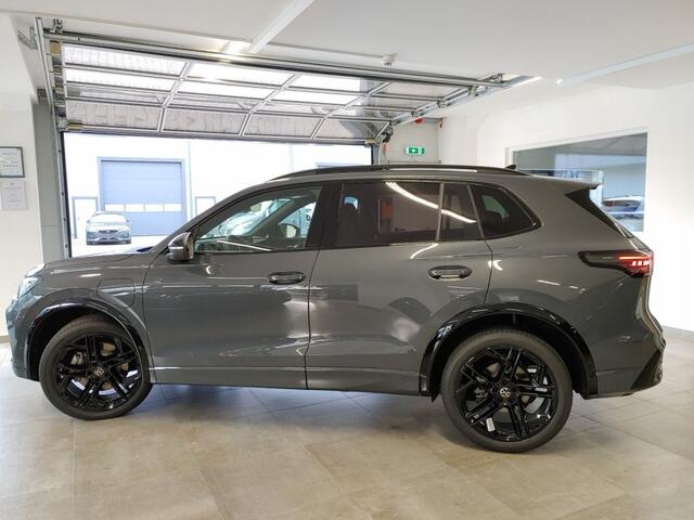 Volkswagen TIGUAN 1.5 TSI E-HYBRID R-LINE PANO-DAK/TREKHAAK/CAMERA/HUD/ACC/STOELVERW