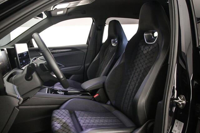 Volkswagen TIGUAN R-Line Edition 1.5 TSI eHybrid 272pk DSG Automaat Adaptive cruise control, Achteruitrijcamera, Elektrische achterklep, Stuurwiel verwarmd, LED koplampen