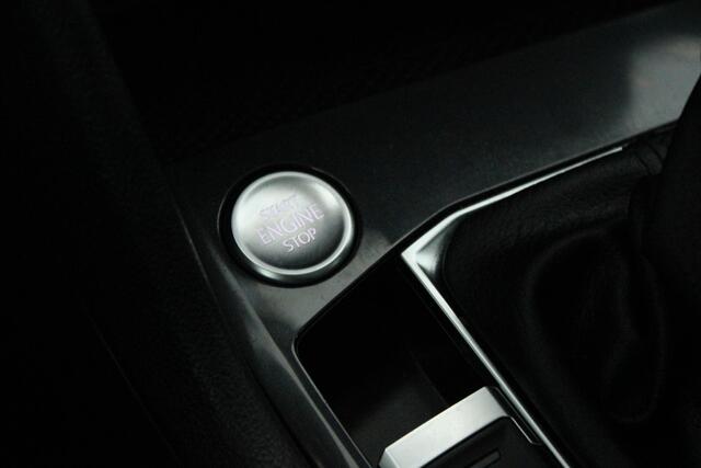Volkswagen TIGUAN 1.5 TSI 150pk DSG Life Business Trekhaak Camera Keyless Virtual Cockpit Stoelverwarming Massage Navigatie