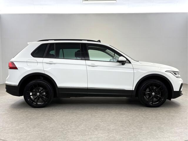 Volkswagen TIGUAN 1.4 TSI eHybrid 225PK R-Line | SOH 93% | Pano | IQ Light | Virtual | Camera | Stuur/Stoelverw. | Adap. Cruise | Carplay | Trekh.