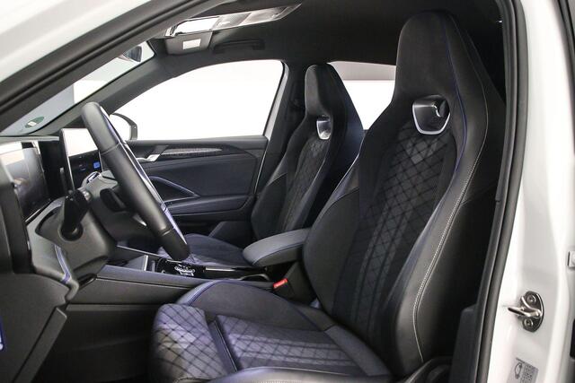 Volkswagen TIGUAN R-Line Business 1.5 TSI eHybrid 204pk DSG Automaat Trekhaak, Adaptive cruise control, Achteruitrijcamera, Navigatie, LED koplampen, Parkeersensoren