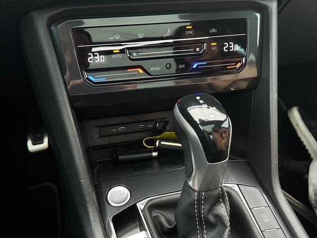 Volkswagen TIGUAN 1.5 TSI 150pk DSG R-Line Business+ Panoramadak Trekhaak