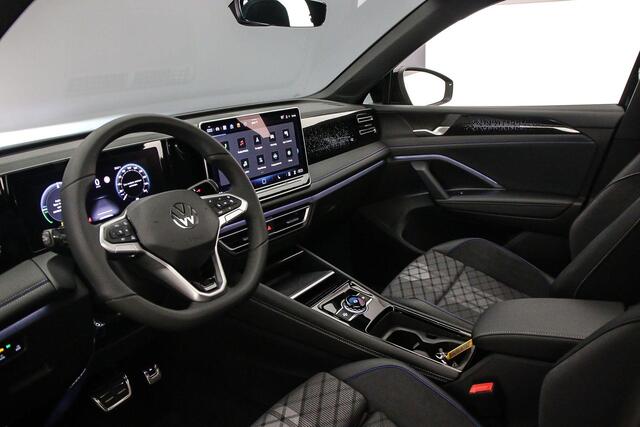 Volkswagen TIGUAN R-Line Edition 1.5 TSI eHybrid 272pk DSG Automaat Trekhaak, Black Style, Panoramadak, Adaptive cruise control, Elektrische achterklep